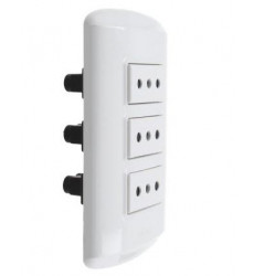 Enchufe Bticino Triple 2p+t 10a 250v